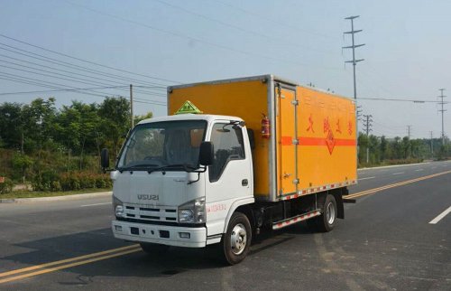 1.5噸五十鈴國(guó)六民爆車(chē)