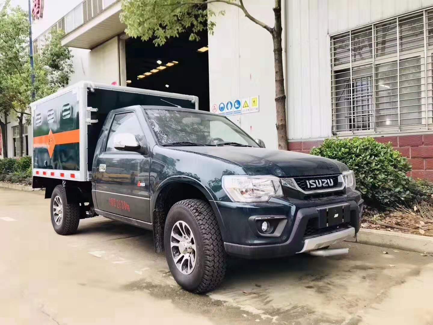 749公斤五十鈴皮卡民爆車(chē)